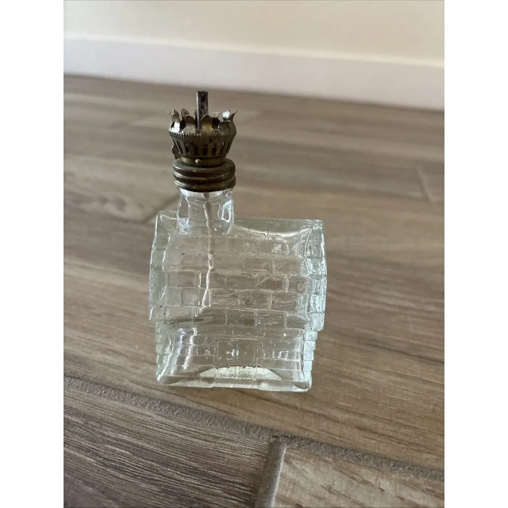 Vintage Log Cabin &‎ Shoe Embossed Patterned Kero Oil Finger Lamp Hong Kong